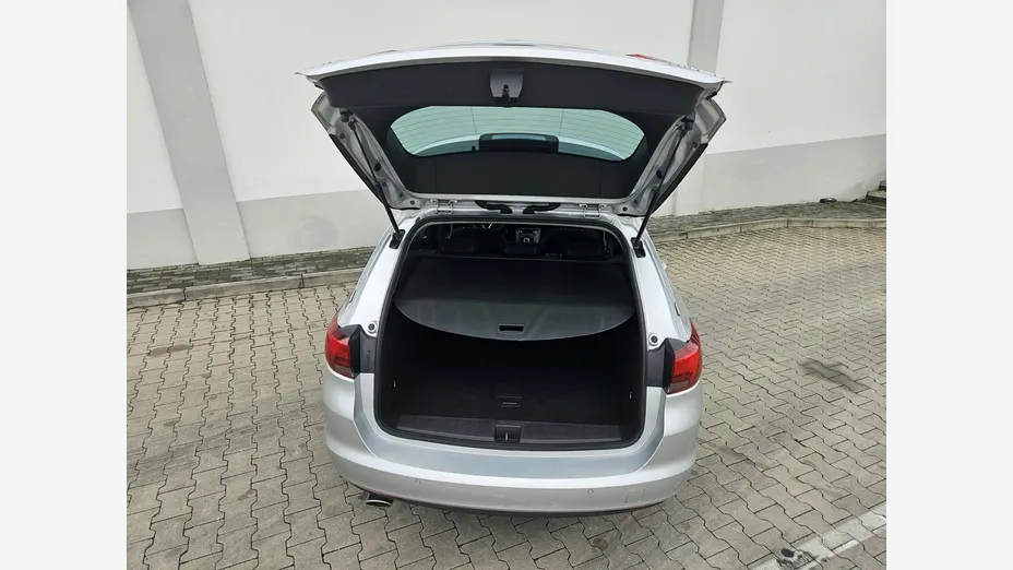 OPEL Astra -