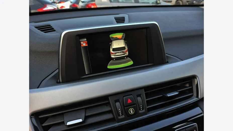 BMW X1 -