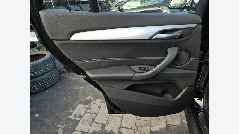 BMW X1 -