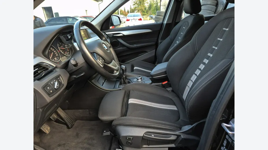 BMW X1 -