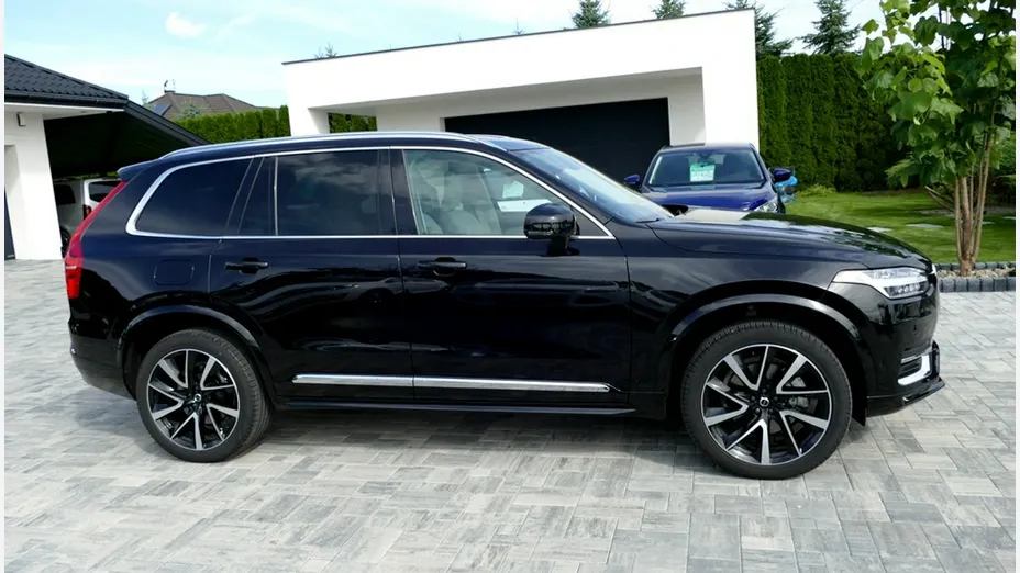 VOLVO XC90 -