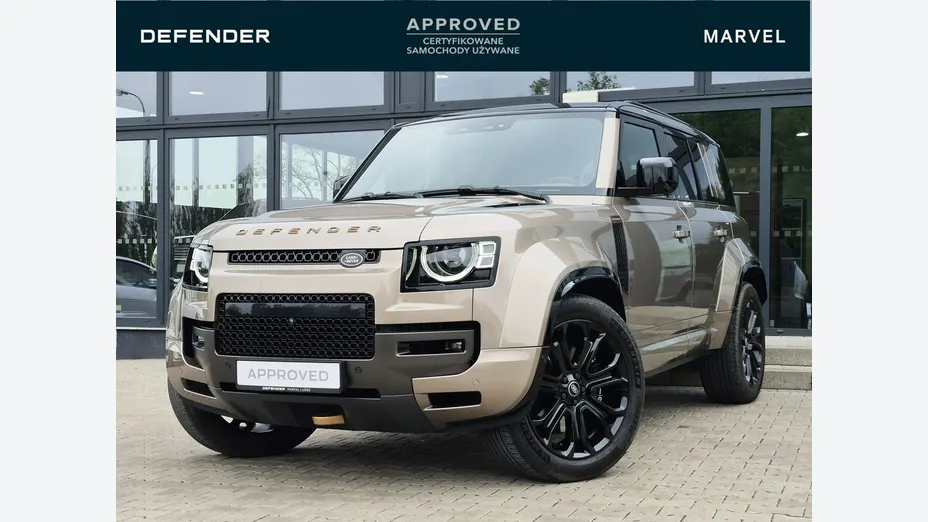 LAND ROVER Defender -