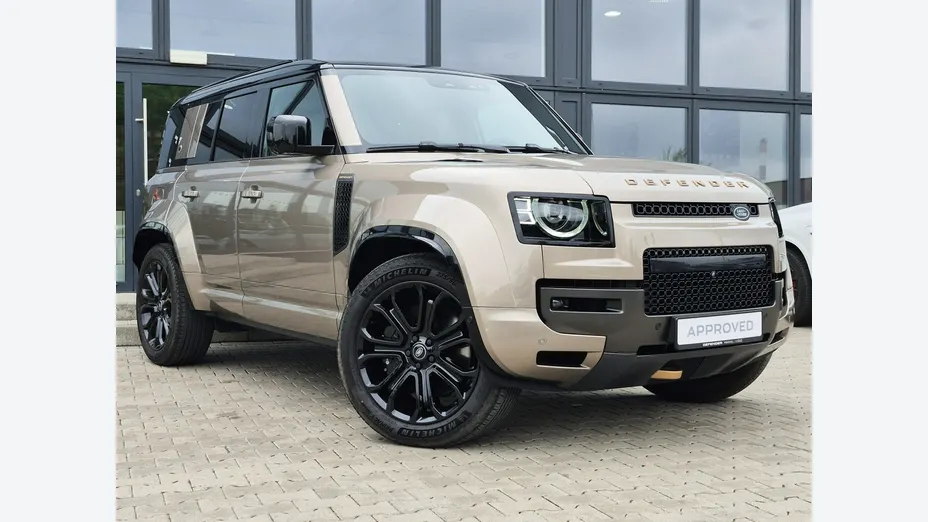 LAND ROVER Defender -