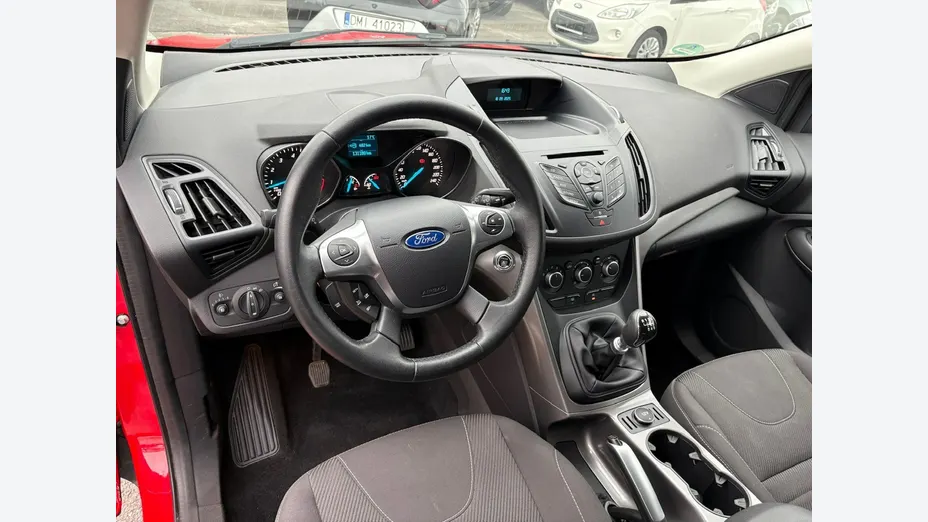 FORD Kuga -
