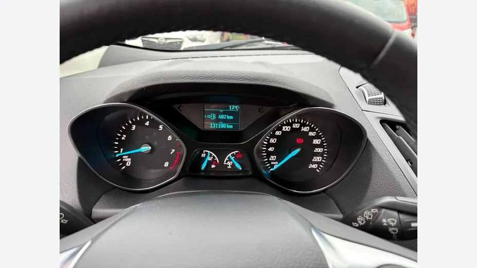 FORD Kuga -