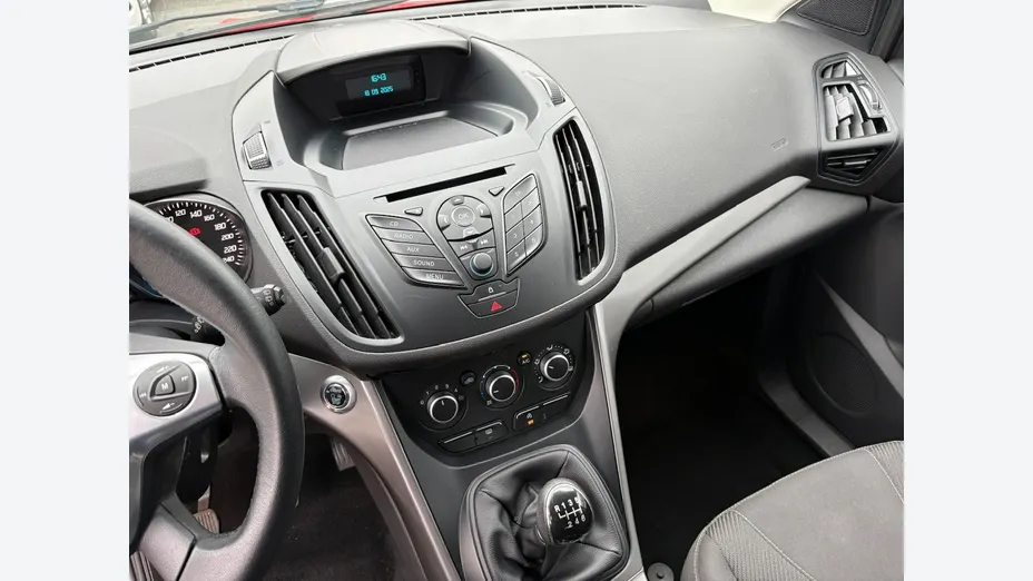 FORD Kuga -