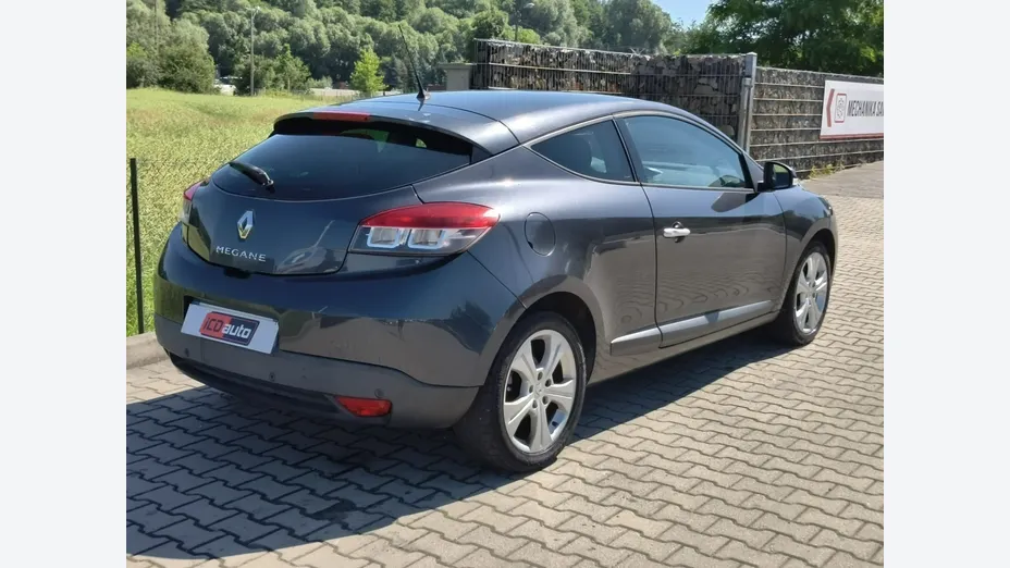 RENAULT Megane -