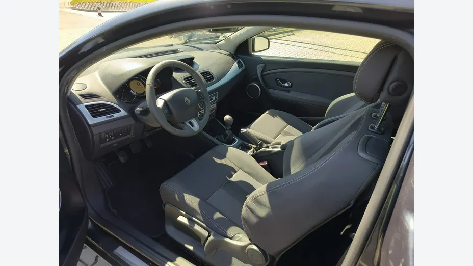 RENAULT Megane -