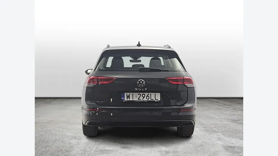 VOLKSWAGEN Golf -