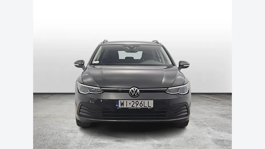 VOLKSWAGEN Golf -