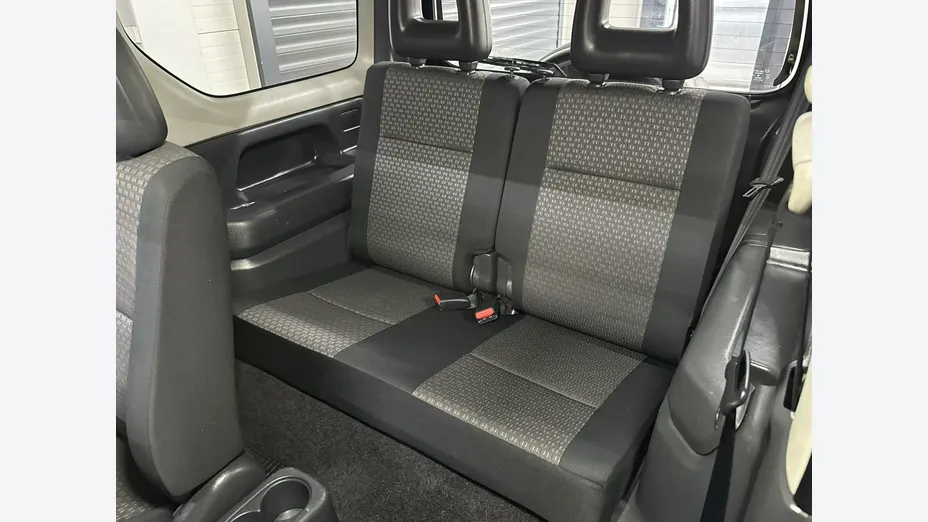 SUZUKI Jimny -