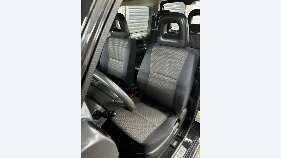 SUZUKI Jimny -