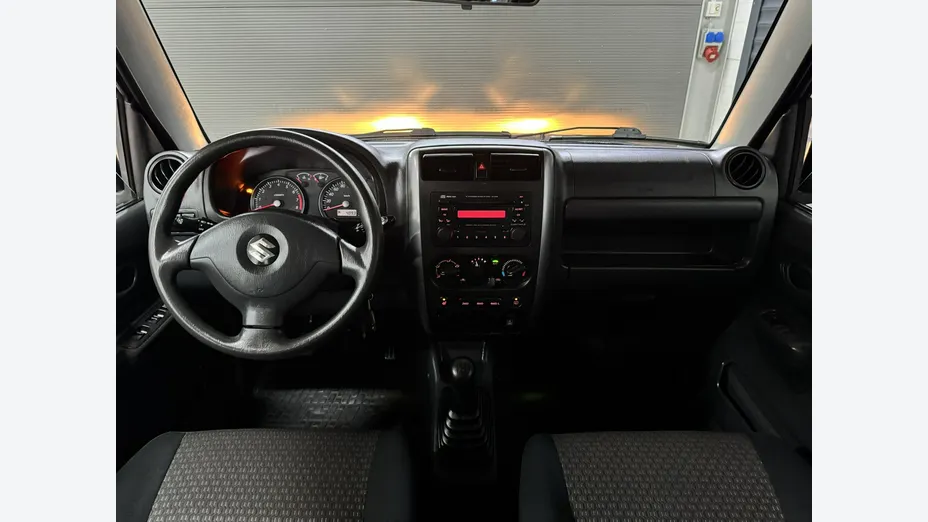 SUZUKI Jimny -