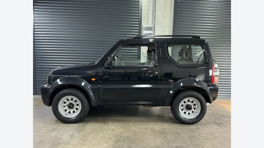 SUZUKI Jimny -