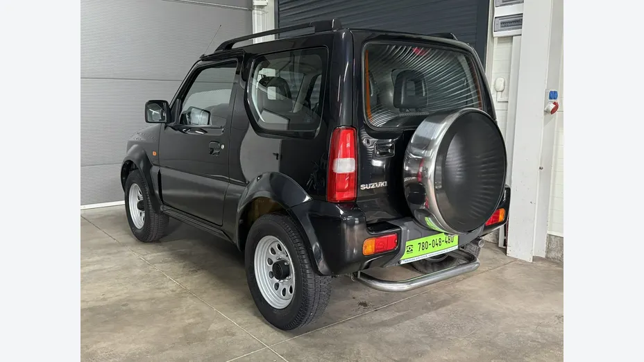 SUZUKI Jimny -