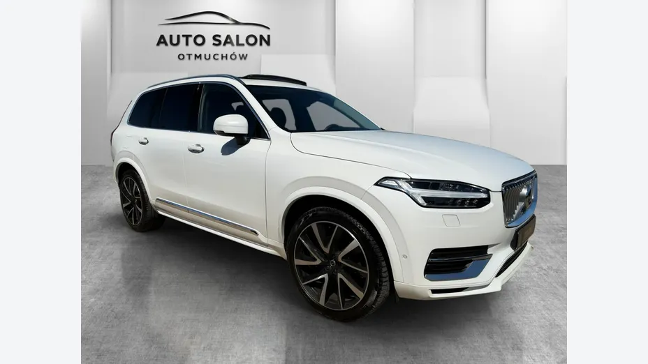 VOLVO XC90 -