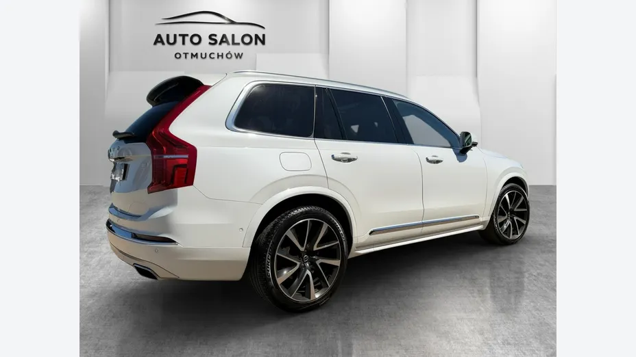 VOLVO XC90 -