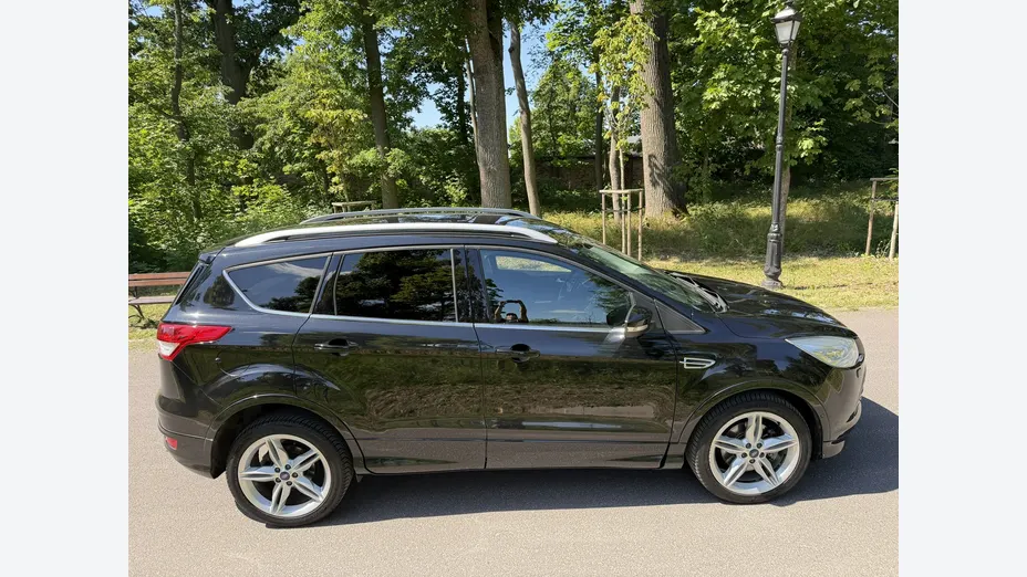 FORD Kuga -
