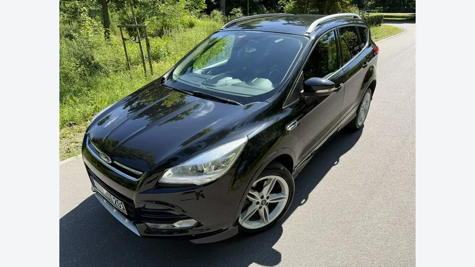 FORD Kuga -