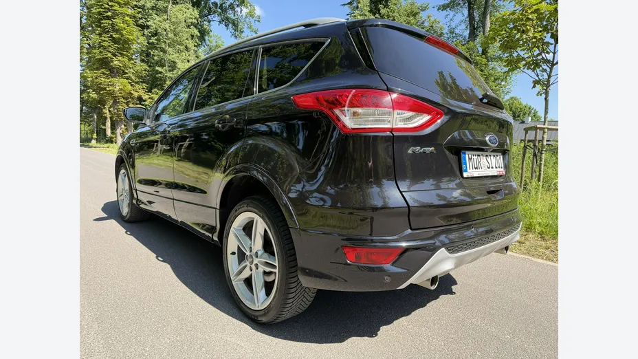 FORD Kuga -