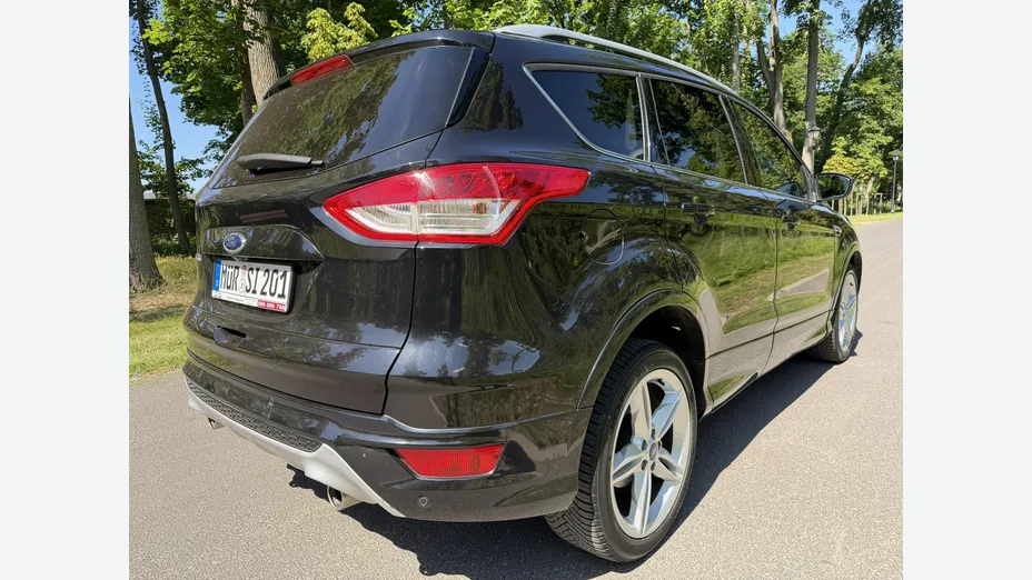FORD Kuga -