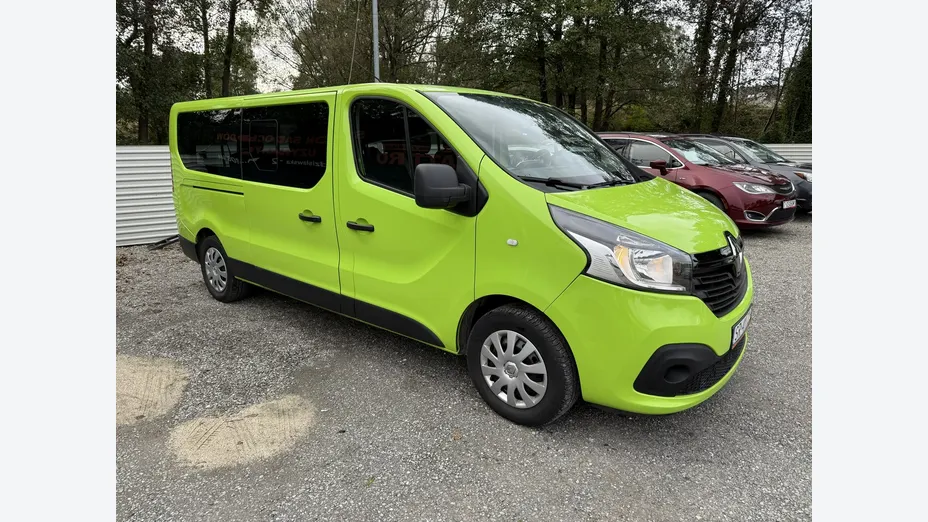 RENAULT Trafic -