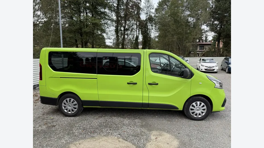 RENAULT Trafic -