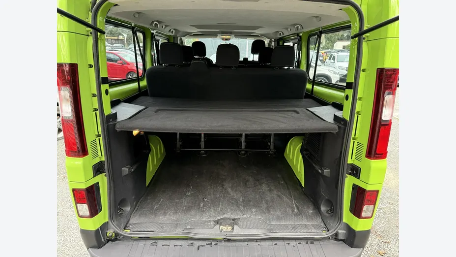 RENAULT Trafic -