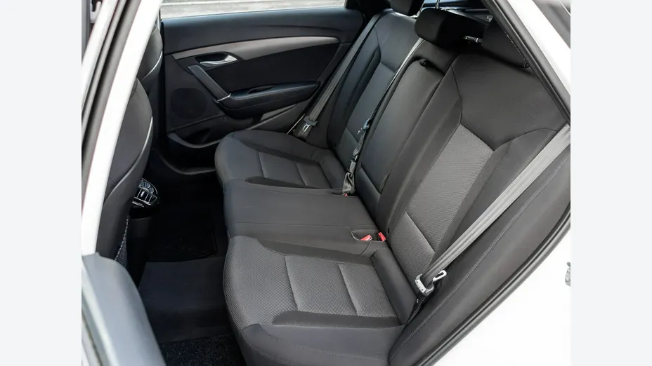 HYUNDAI i40 -