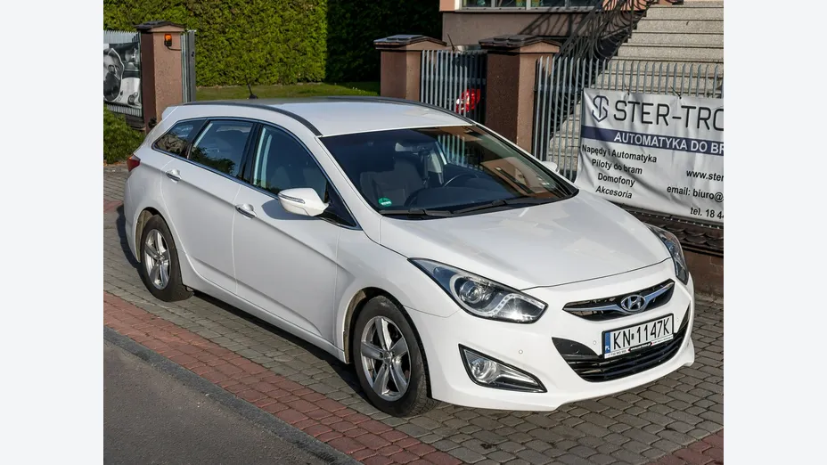 HYUNDAI i40 -