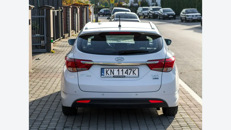 HYUNDAI i40 -