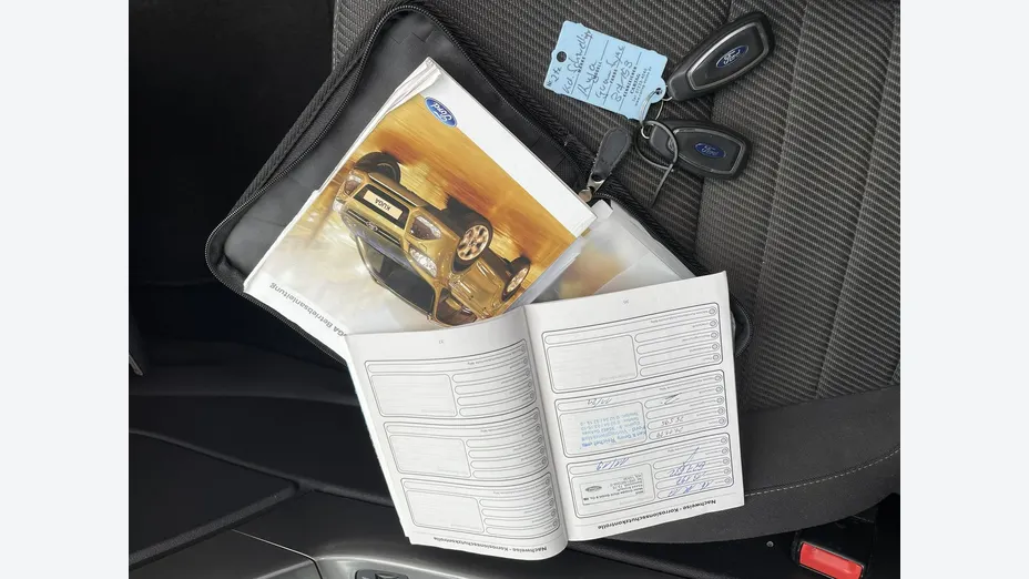 FORD Kuga -