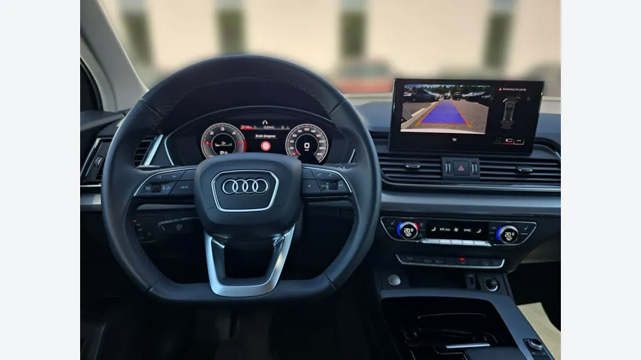 AUDI Q5 -