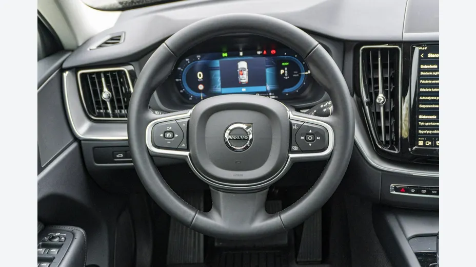 VOLVO XC60 -