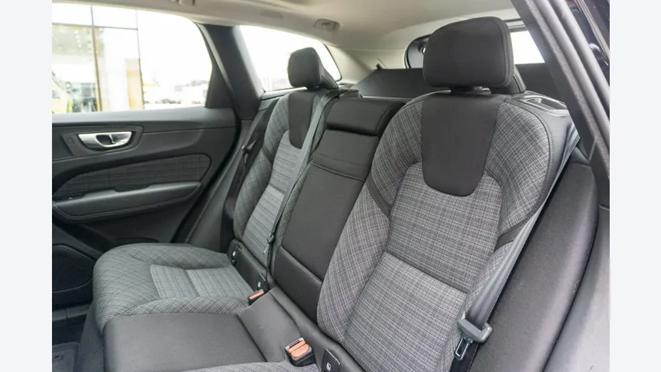 VOLVO XC60 -