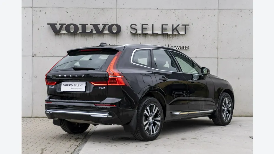 VOLVO XC60 -