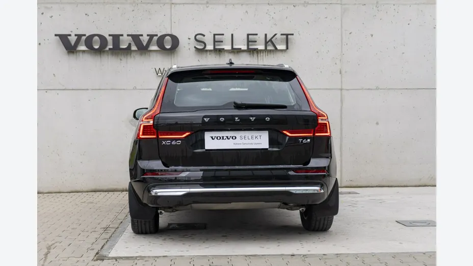 VOLVO XC60 -