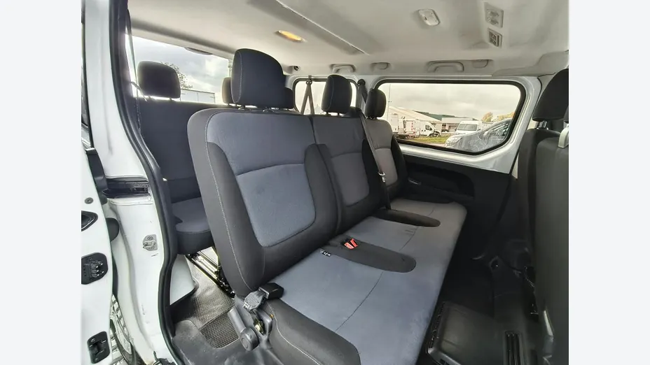 OPEL Vivaro -