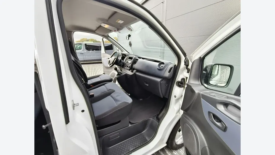 OPEL Vivaro -