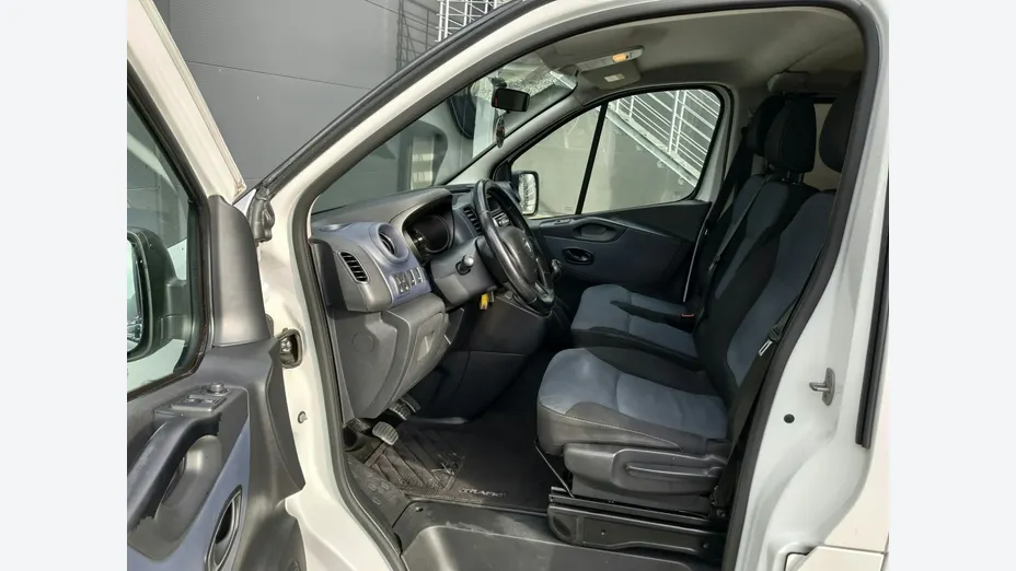 OPEL Vivaro -