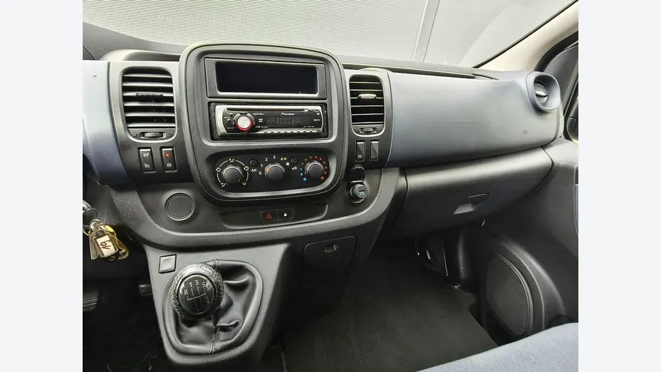 OPEL Vivaro -