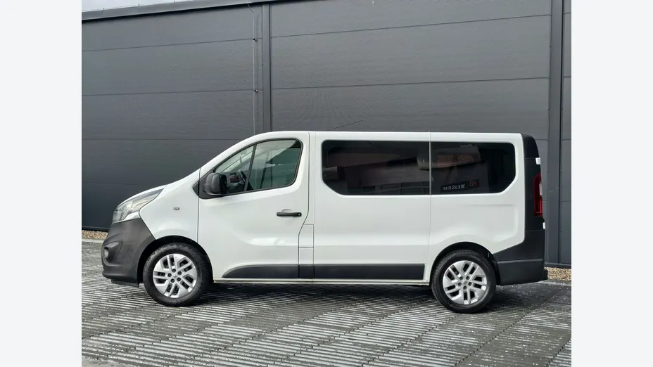 OPEL Vivaro -