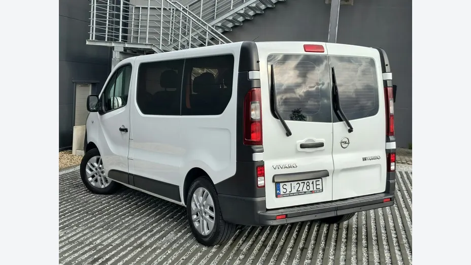 OPEL Vivaro -