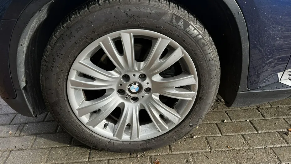 BMW X6 -