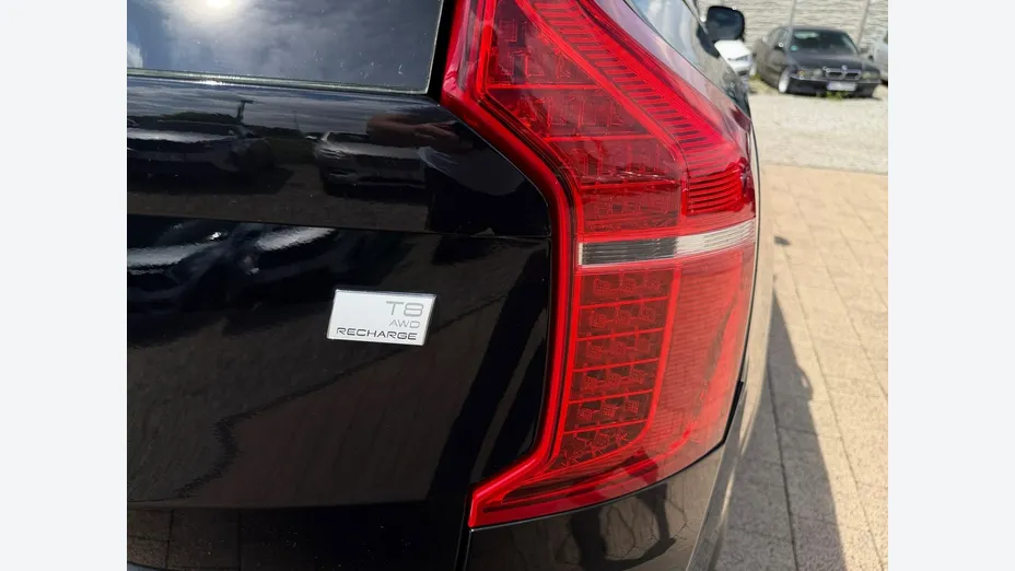 VOLVO XC90 -