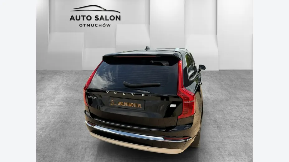 VOLVO XC90 -