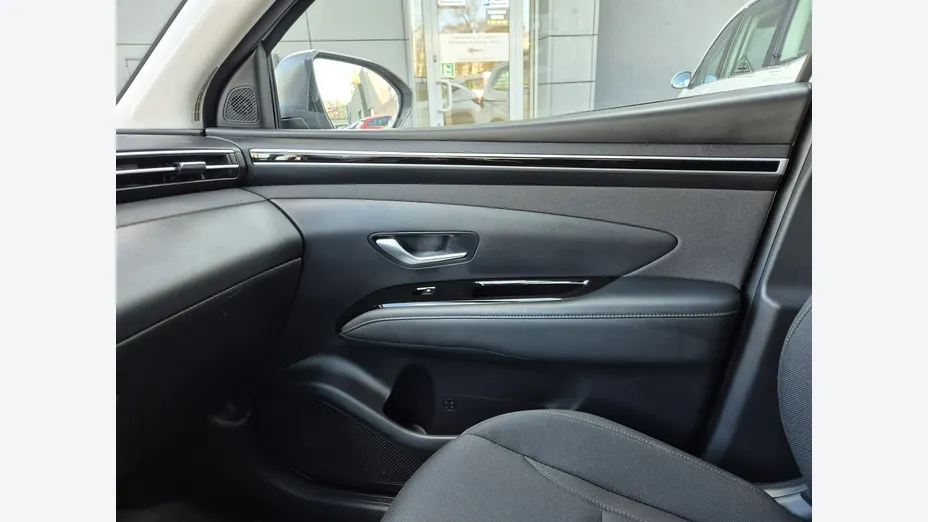 HYUNDAI Tucson -