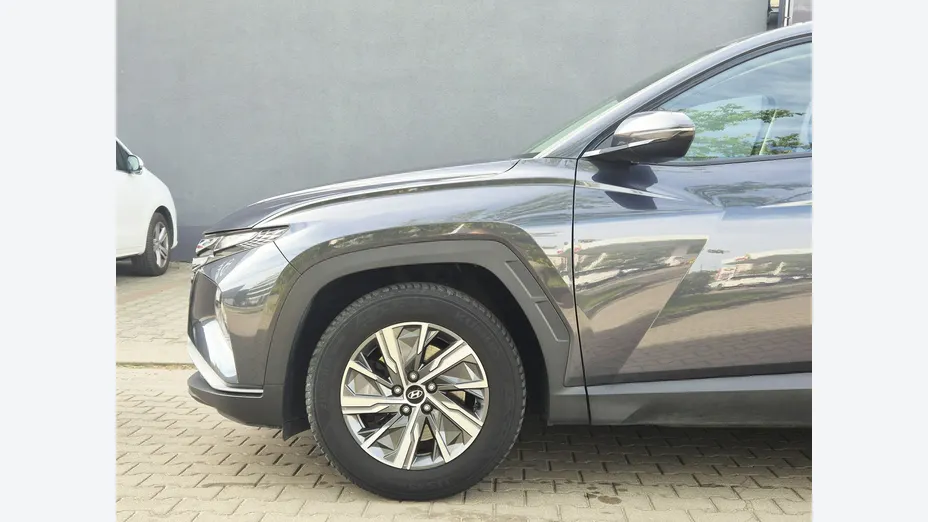 HYUNDAI Tucson -