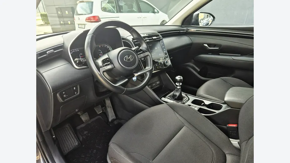 HYUNDAI Tucson -