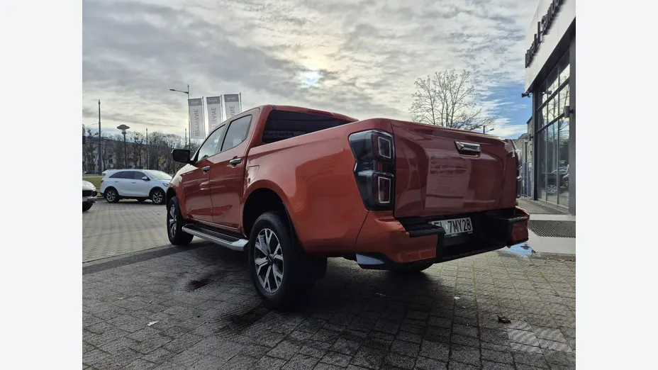 ISUZU D-Max -